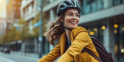 Radfahrerin_AdobeStock_724252494.jpeg - stockmotion - stock.adobe.com